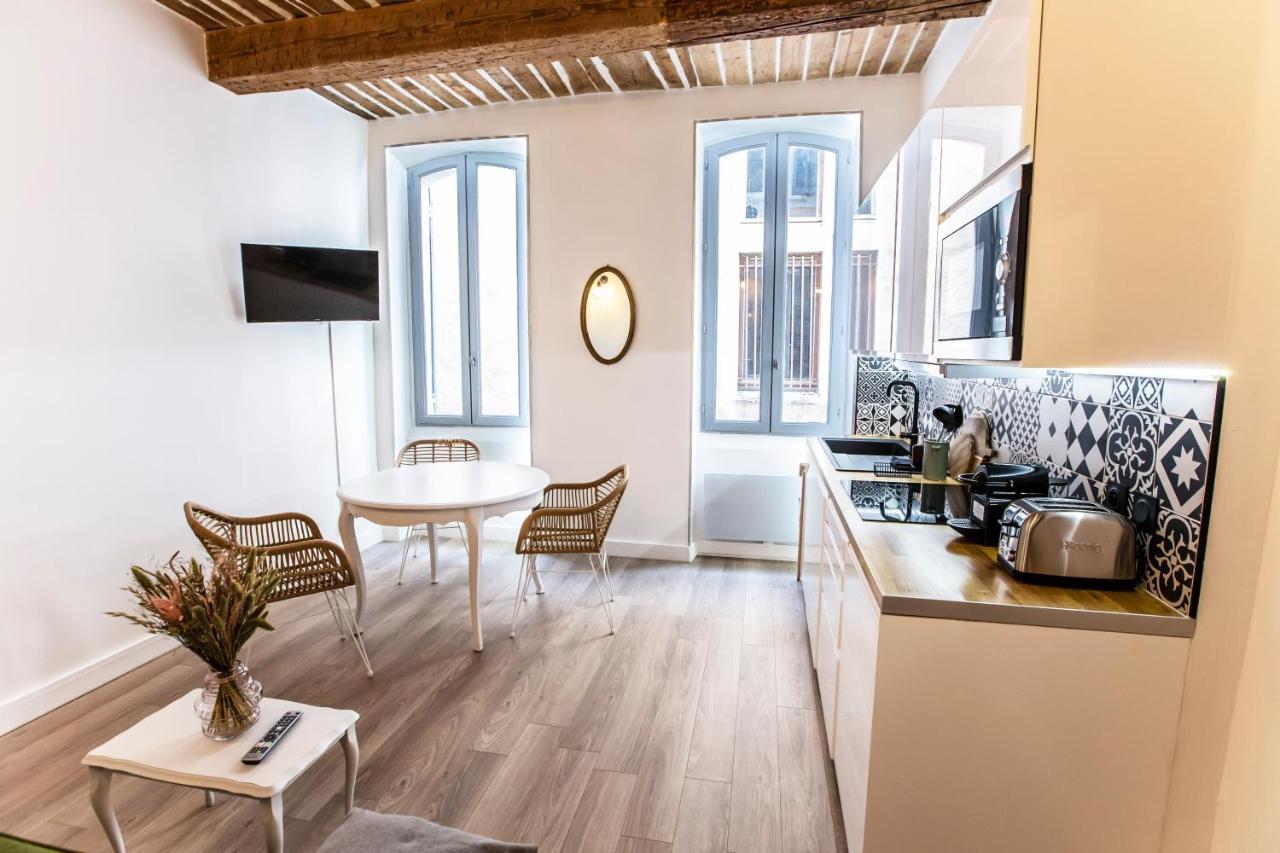 Douceur Au Coeur Du Panier Apartment Marseille Bagian luar foto