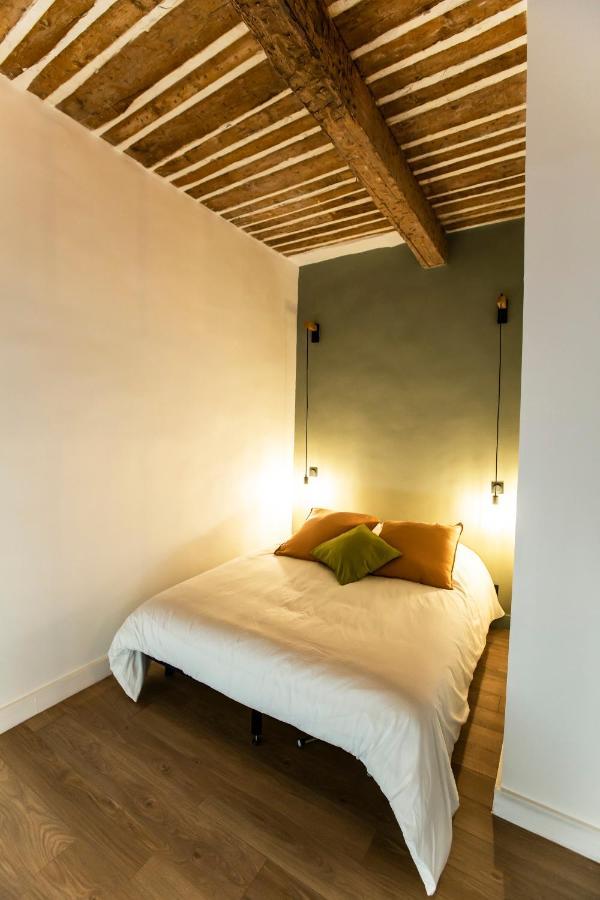 Douceur Au Coeur Du Panier Apartment Marseille Bagian luar foto